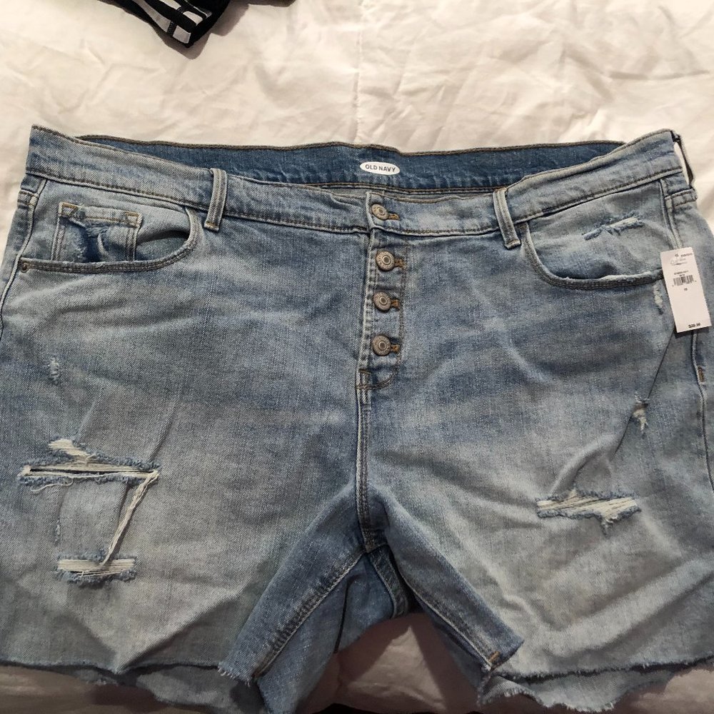 OLD NAVY BRAND NEW WITH TAGS JEAN SHORTS SIZE 18